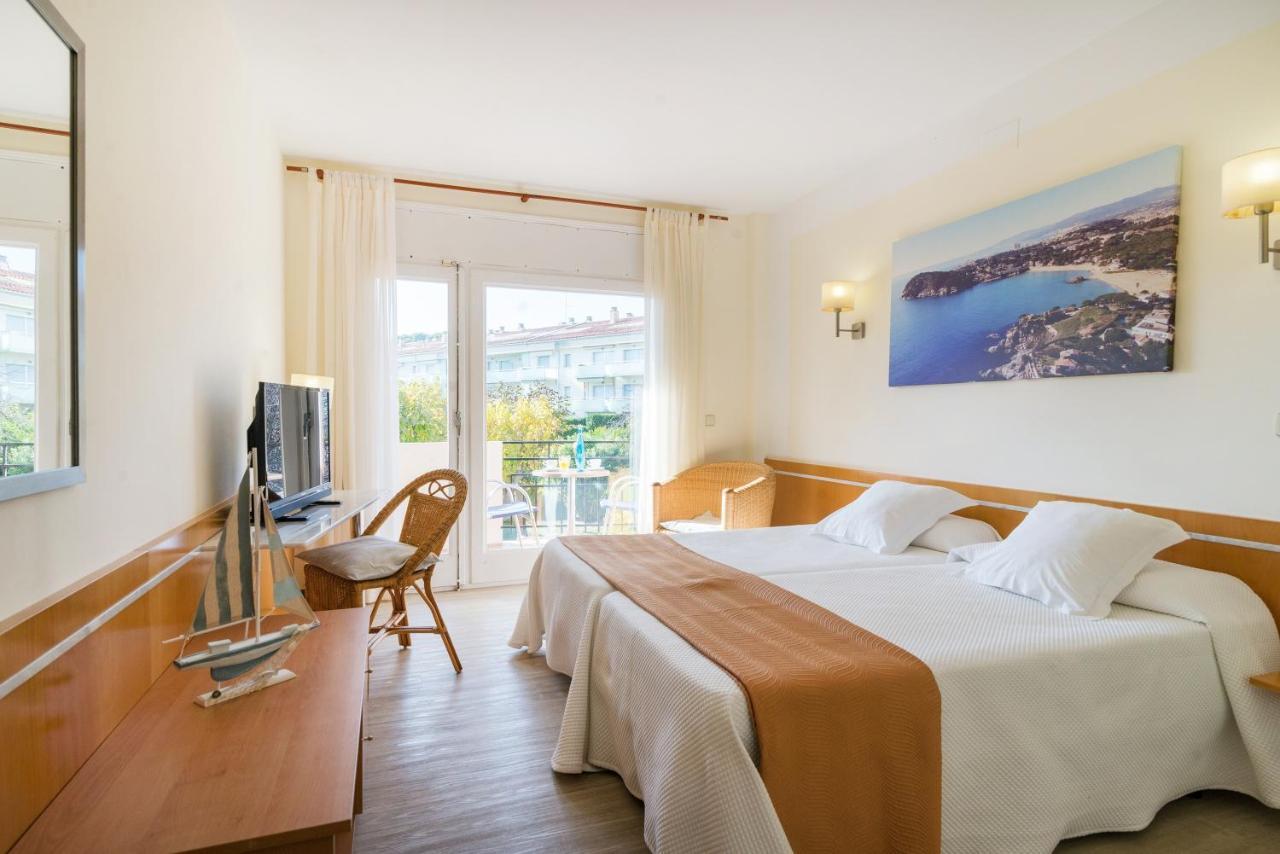 Hotel Ancora Palamos Exterior photo
